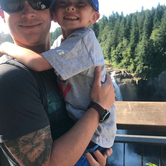 Meet your Posher, Adam - Picture 4 of 10